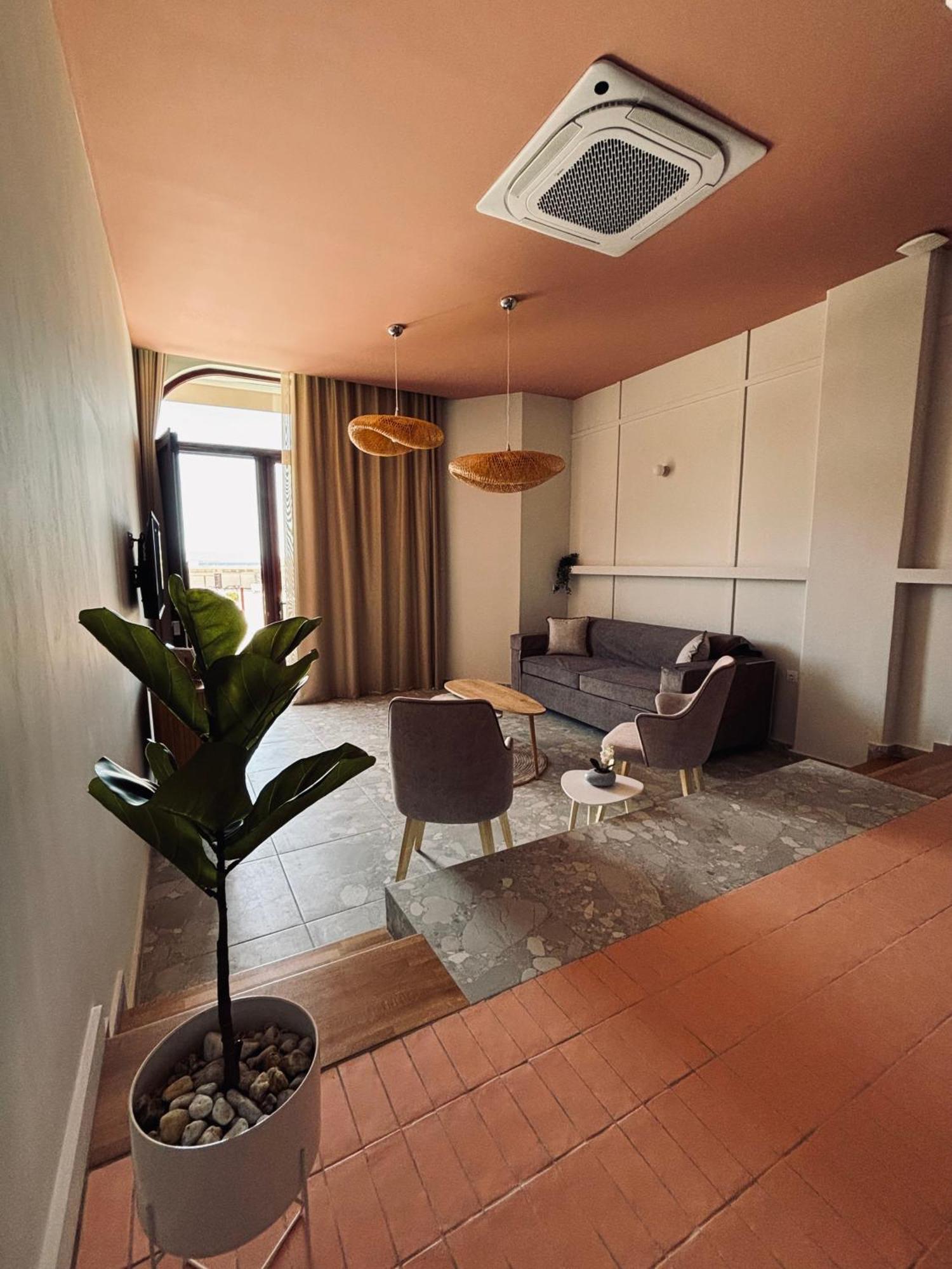 Leisure Escape With A Sea View By Salt Holiday home *
