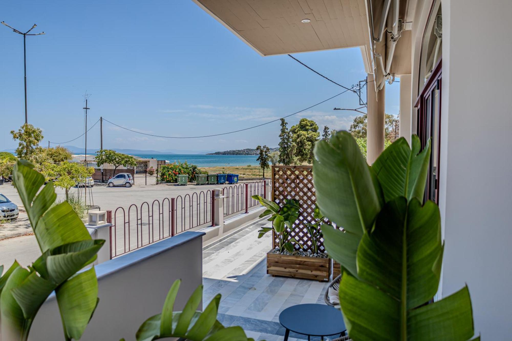 Leisure Escape With A Sea View By Salt